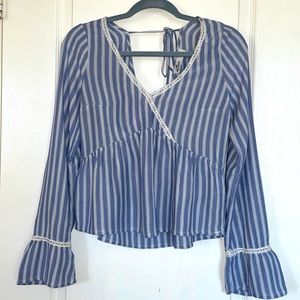 Hollister Cute Boho top